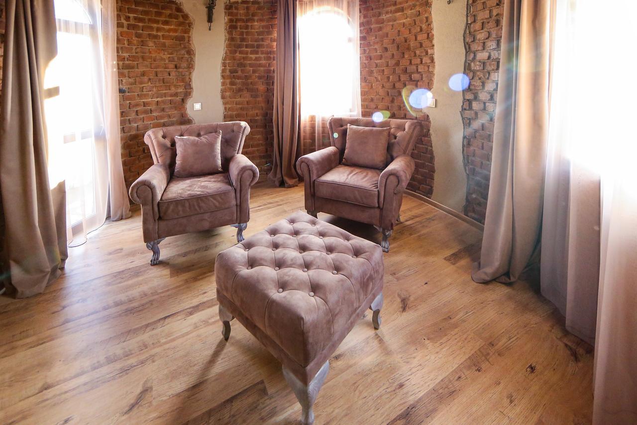 Royal Valentina Castle Bed & Breakfast